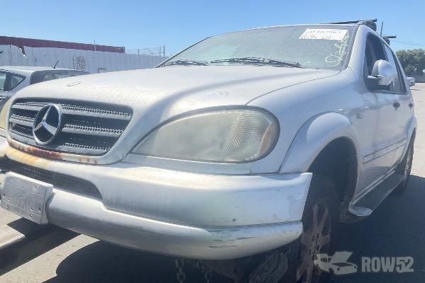 Photo of 2000 Mercedes-Benz M-Class