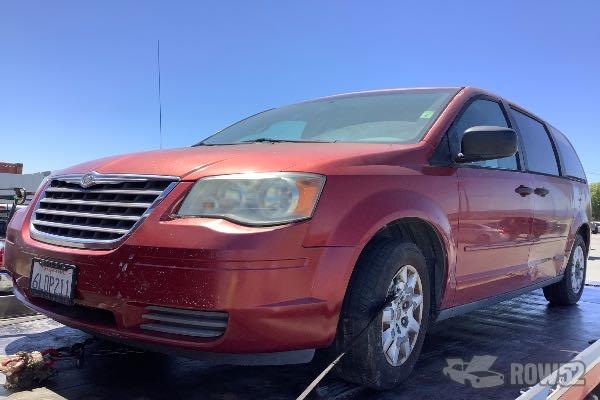 Photo of 2008 Chrysler Town & Country