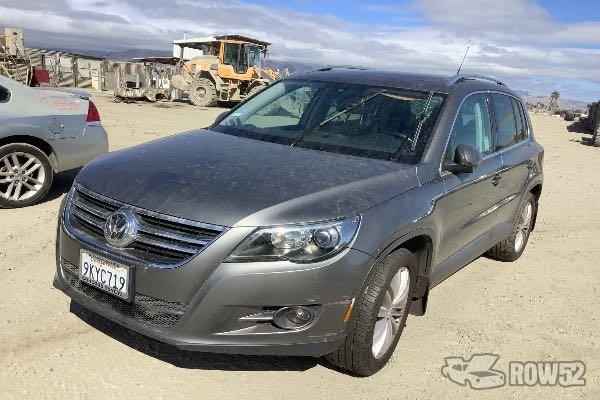 Photo of 2011 Volkswagen Tiguan