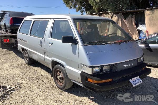 Photo of 1987 Toyota Van