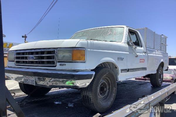 Photo of 1989 Ford F-250