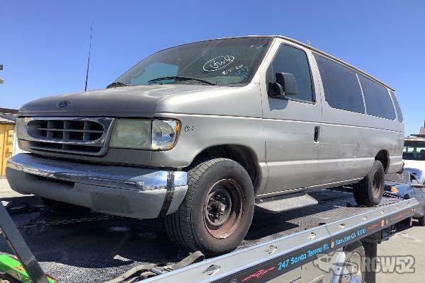 Photo of 2001 Ford Econoline