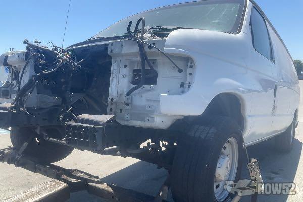 Photo of 2004 Ford Econoline