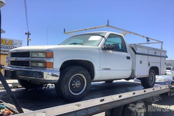 Photo of 2000 Chevrolet C/K 3500