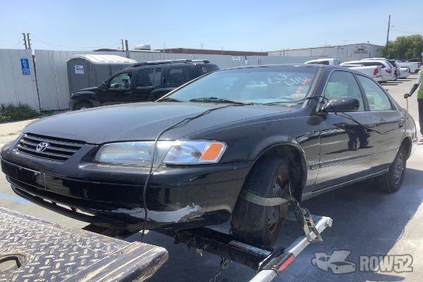 Photo of 1999 Toyota Camry