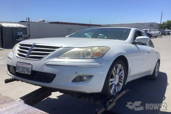 Photo of 2011 Hyundai Genesis