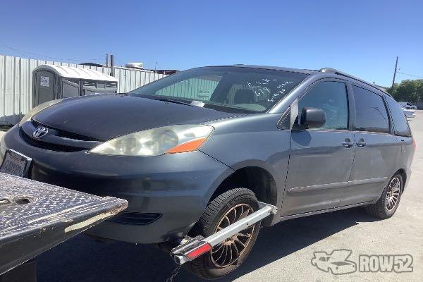 Photo of 2010 Toyota Sienna