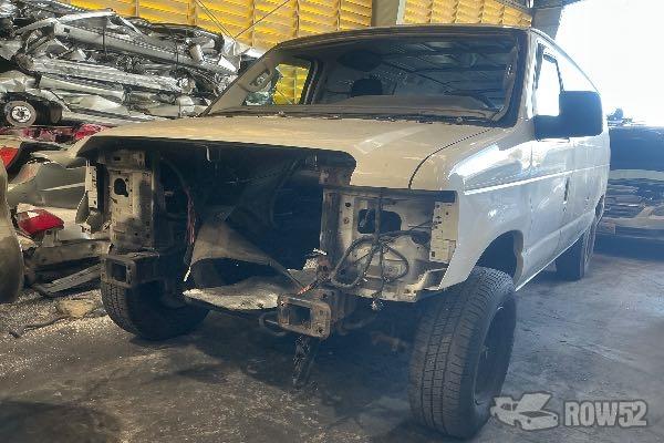 Photo of 2010 Ford Econoline