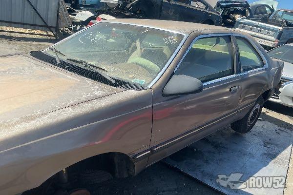 Photo of 1989 Ford Tempo
