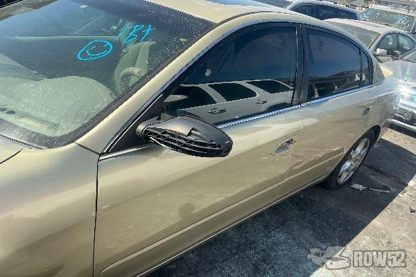 Photo of 2002 Nissan Altima