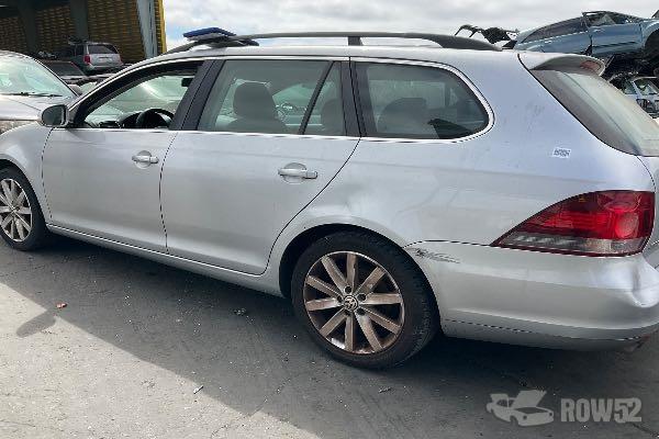 Photo of 2014 Volkswagen Jetta Sportwagen
