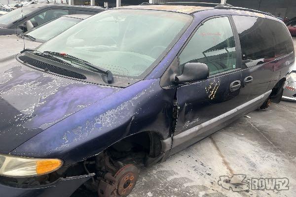 Photo of 1997 Plymouth Grand Voyager