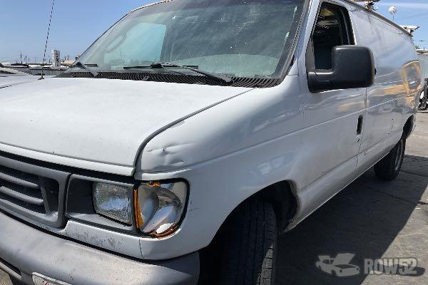 Photo of 2006 Ford Econoline