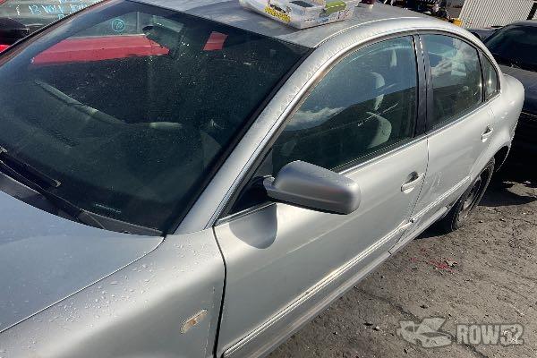 Photo of 2002 Volkswagen Passat