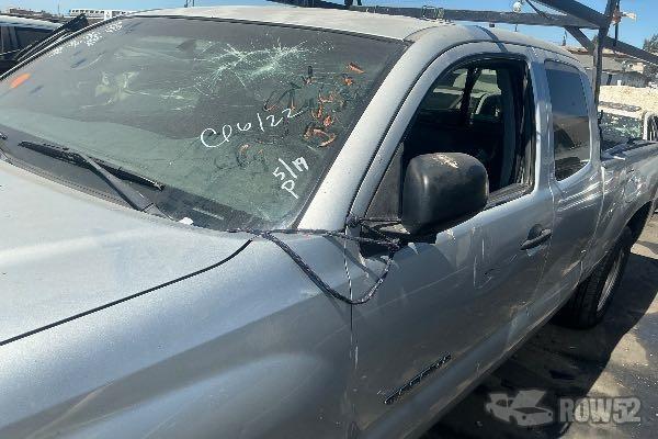 Photo of 2005 Toyota Tacoma