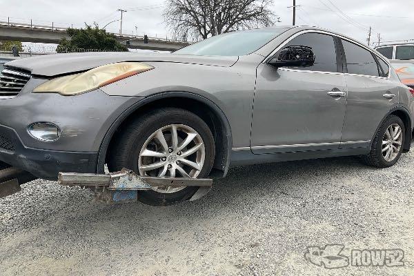 Photo of 2010 Infiniti EX