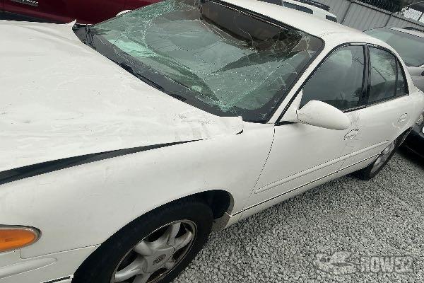 Photo of 2002 Buick Regal