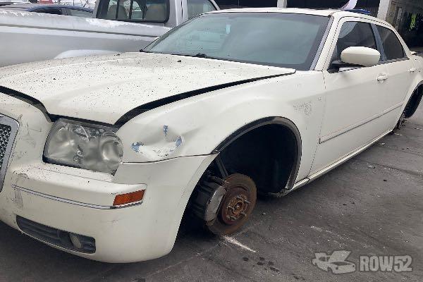 Photo of 2005 Chrysler 300