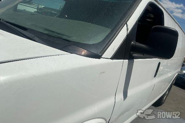 Photo of 2005 Chevrolet Express
