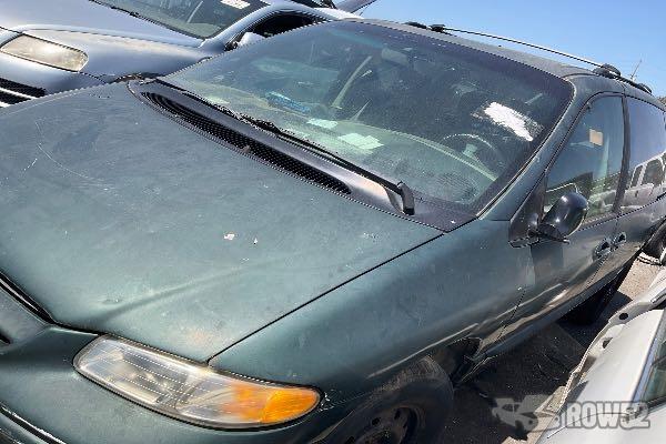 Photo of 1996 Dodge Caravan