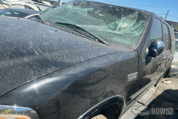 Photo of 2002 Ford Expedition