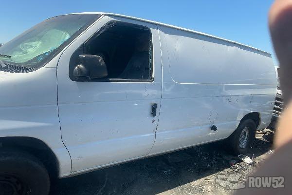 Photo of 2001 Ford Econoline