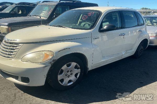 Photo of 2006 Chrysler PT Cruiser
