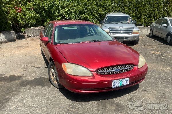 Photo of 2001 Ford Taurus