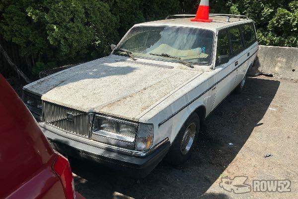Photo of 1984 Volvo 240 Wagon