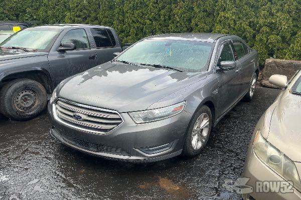 Photo of 2013 Ford Taurus