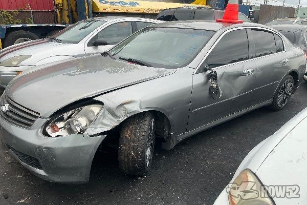 Photo of 2005 Infiniti G35