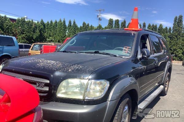 Photo of 2004 Toyota Sequoia