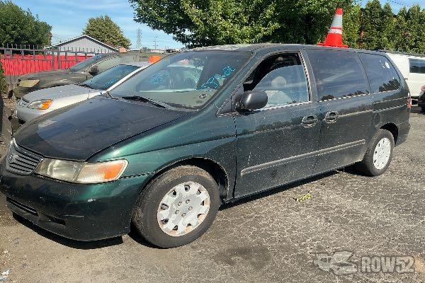 Photo of 2000 Honda Odyssey