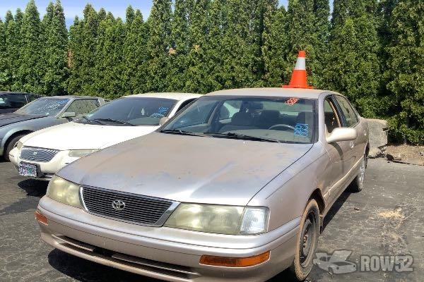 Photo of 1996 Toyota Avalon