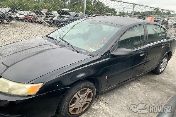 Photo of 2004 Saturn Ion