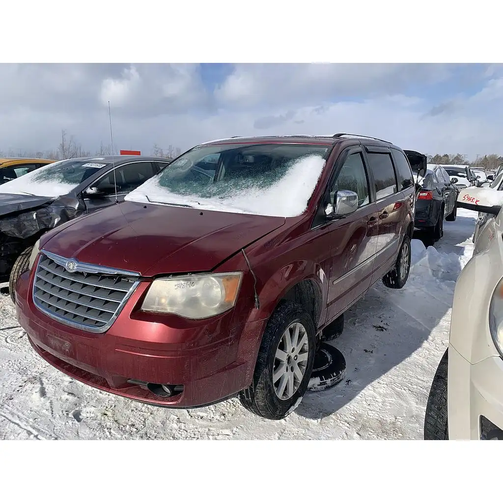 Photo of 2010 Chrysler Town & Country