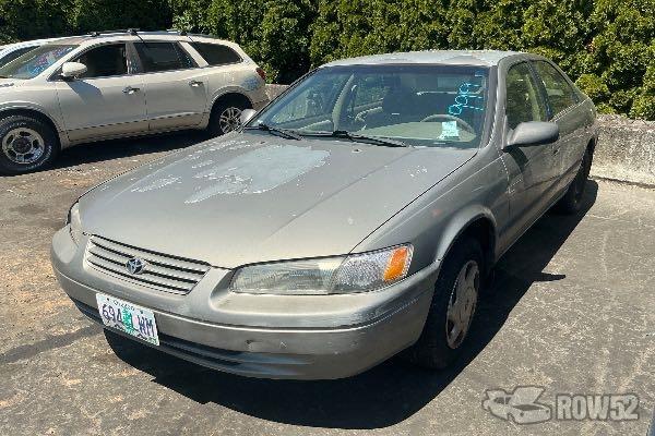 Photo of 1998 Toyota Camry