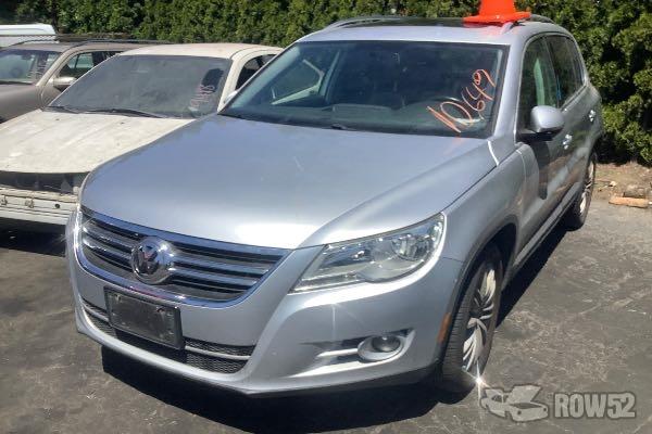 Photo of 2010 Volkswagen Tiguan