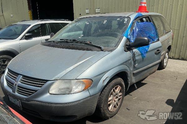 Photo of 2006 Dodge Caravan