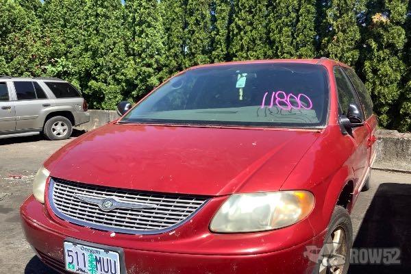 Photo of 2001 Chrysler Town & Country