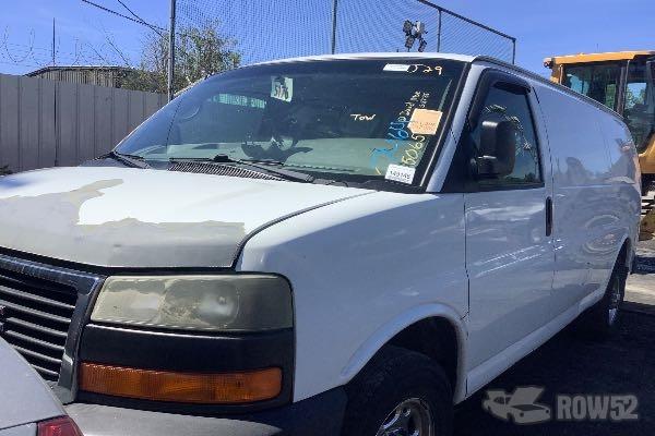 Photo of 2008 GMC Savana