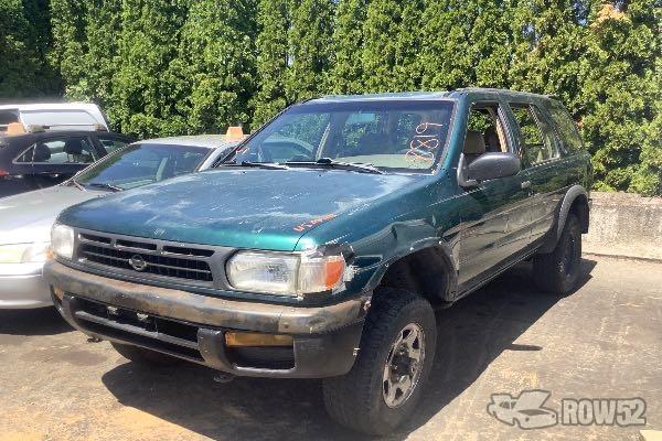 Photo of 1997 Nissan Pathfinder