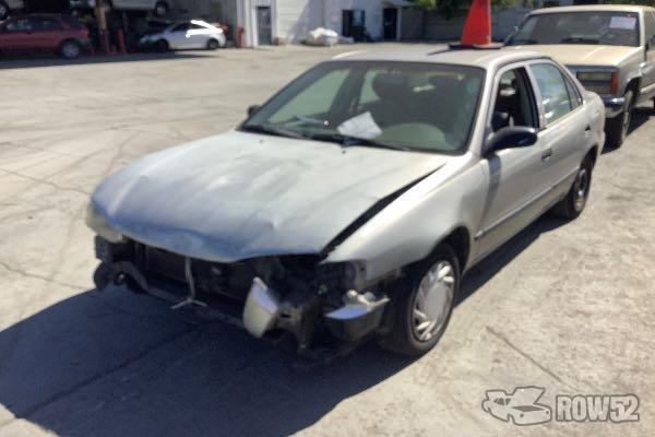 Photo of 1999 Chevrolet Prizm