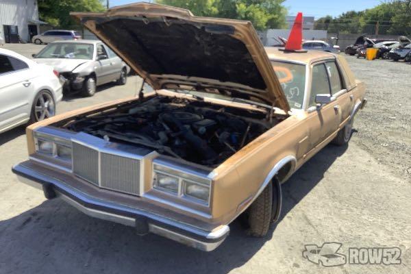 Photo of 1985 Chrysler Fifth Avenue
