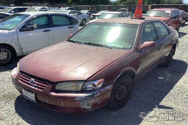 Photo of 1999 Toyota Camry