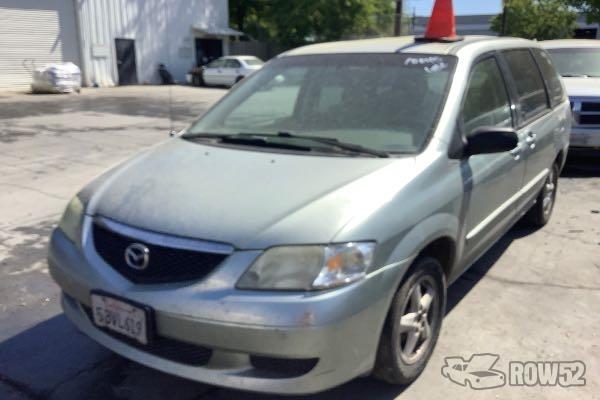 Photo of 2003 Mazda MPV
