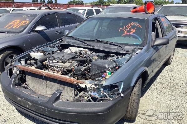 Photo of 2000 Toyota Camry