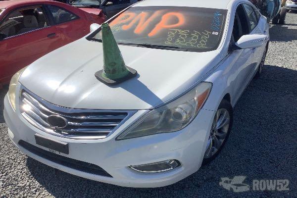 Photo of 2012 Hyundai Azera