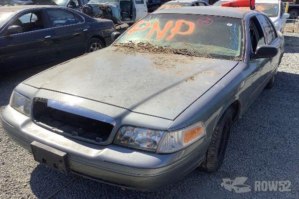 Photo of 1999 Ford Crown Victoria