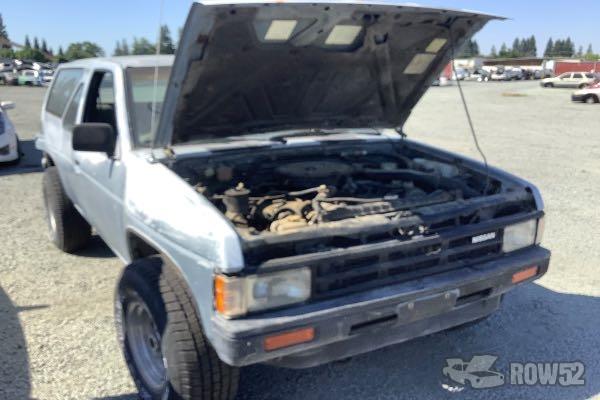 Photo of 1987 Nissan Pathfinder